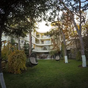 Beaumonde Garden **** Tbilisi